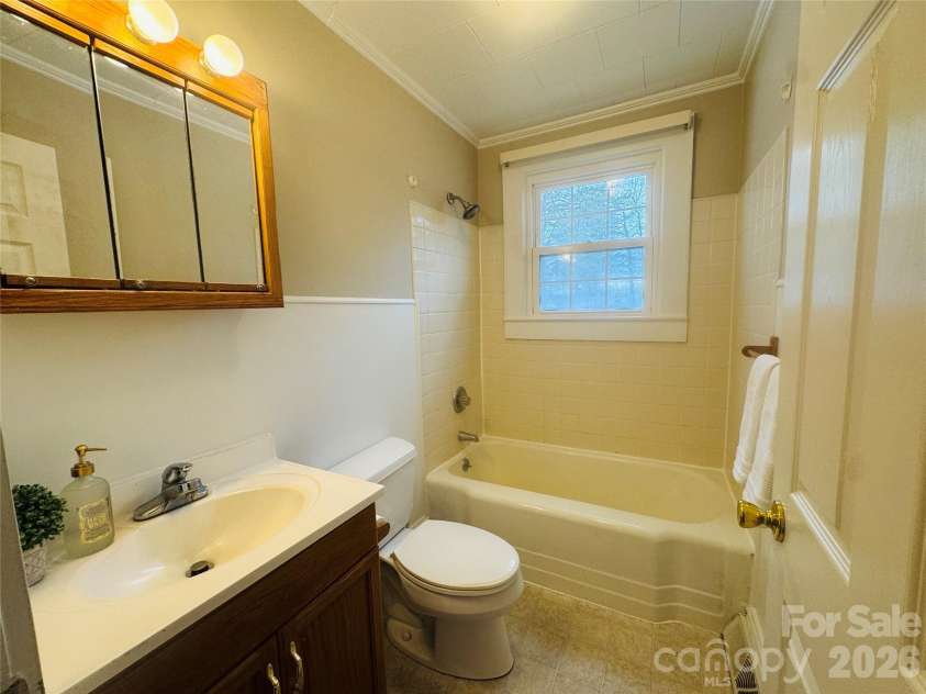 190 Lyerly Drive, Salisbury, NC 28146.  MLS# CAR4344274, YatesRealty ID 3949. 