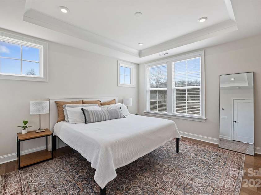 208 Emerson Avenue, Charlotte, NC 28204.  MLS# CAR4234551, YatesRealty ID 3949. 