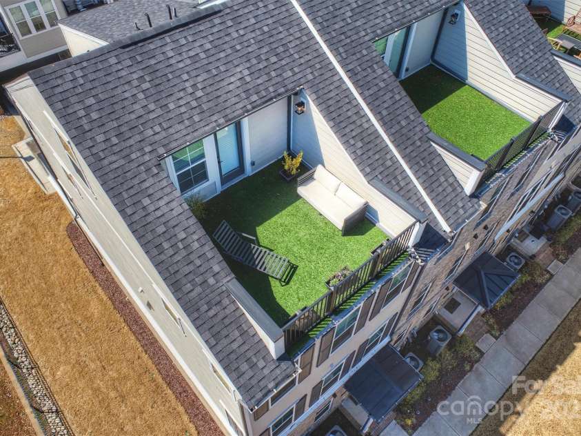 208 Emerson Avenue, Charlotte, NC 28204.  MLS# CAR4234551, YatesRealty ID 3949. 