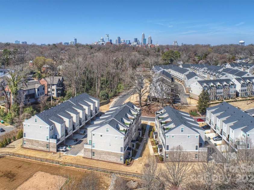 208 Emerson Avenue, Charlotte, NC 28204.  MLS# CAR4234551, YatesRealty ID 3949. 