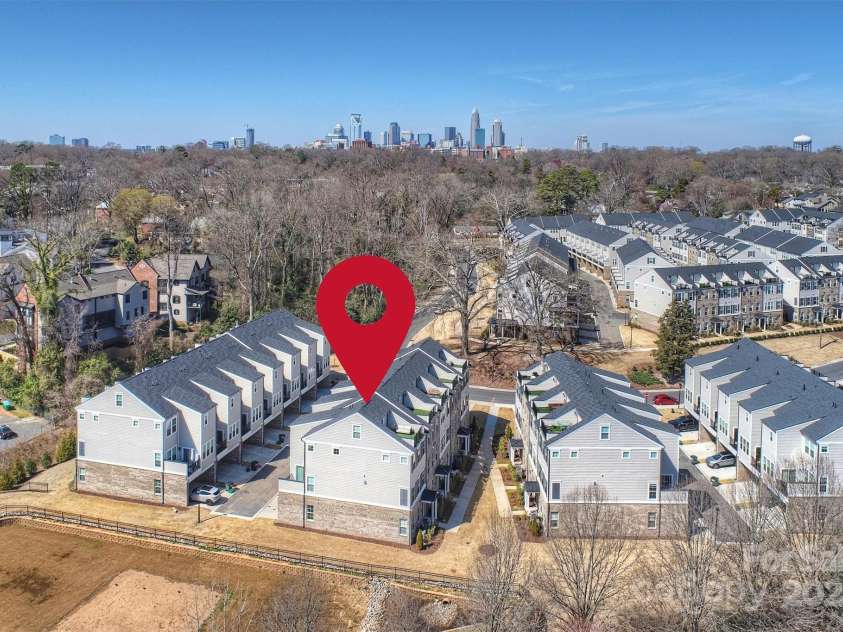 208 Emerson Avenue, Charlotte, NC 28204.  MLS# CAR4234551, YatesRealty ID 3949. 