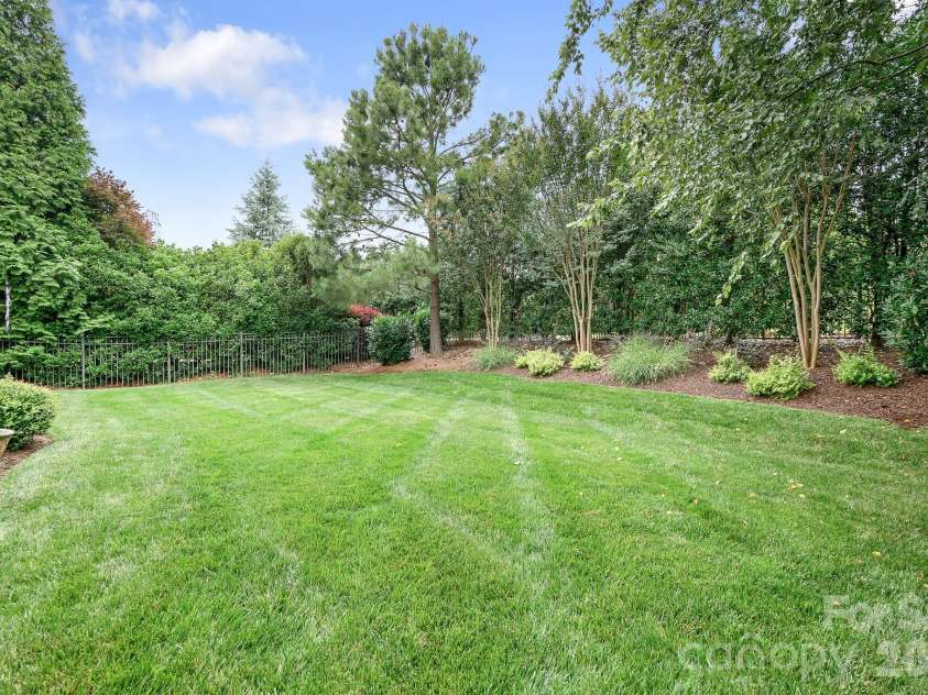 9133 Robbins Preserve Road, Cornelius, NC 28031.  MLS# CAR4399852, YatesRealty ID 39490. 