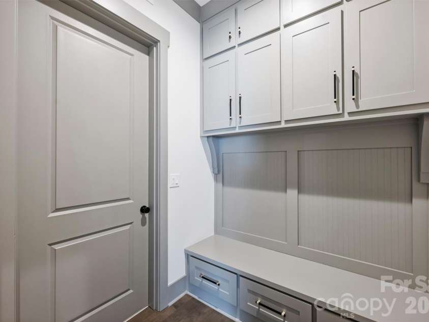 8159 Fairview Road, Charlotte, NC 28226.  MLS# CAR4350673, YatesRealty ID 39491. Drop Zone