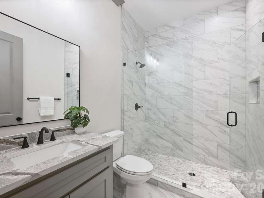 8159 Fairview Road, Charlotte, NC 28226.  MLS# CAR4350673, YatesRealty ID 39491. First Floor Full Bath - near office