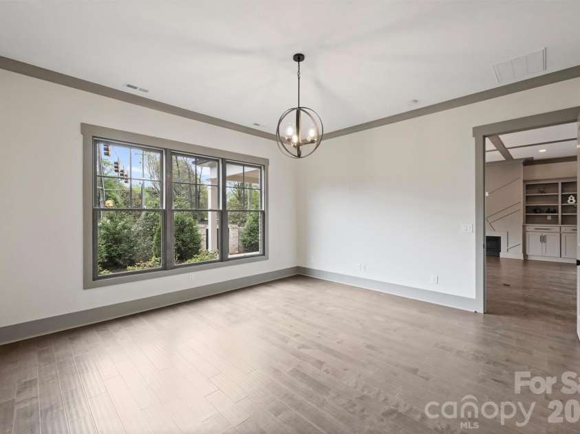 8159 Fairview Road, Charlotte, NC 28226.  MLS# CAR4350673, YatesRealty ID 39491. Primary Bedroom