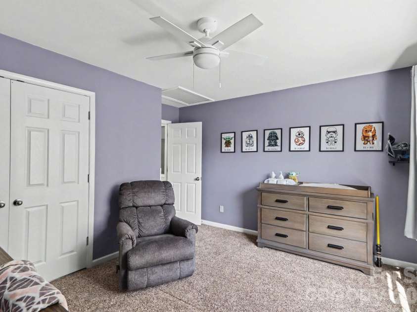 5912 Downfield Wood Drive, Charlotte, NC 28269.  MLS# CAR4406074, YatesRealty ID 39493. 