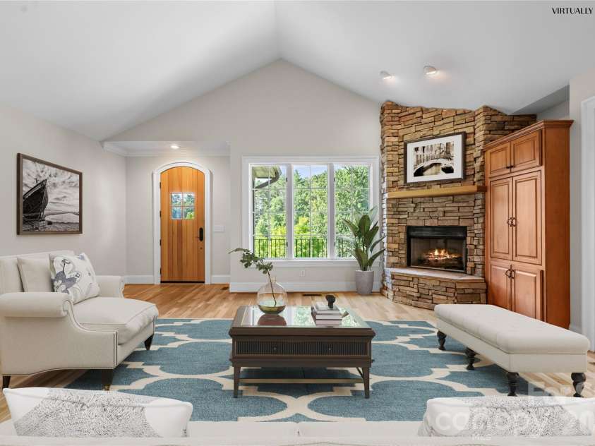 38 Jasmine Lane, Brevard, NC 28712.  MLS# CAR4406909, YatesRealty ID 39497. 
