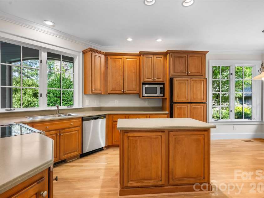 38 Jasmine Lane, Brevard, NC 28712.  MLS# CAR4406909, YatesRealty ID 39497. 