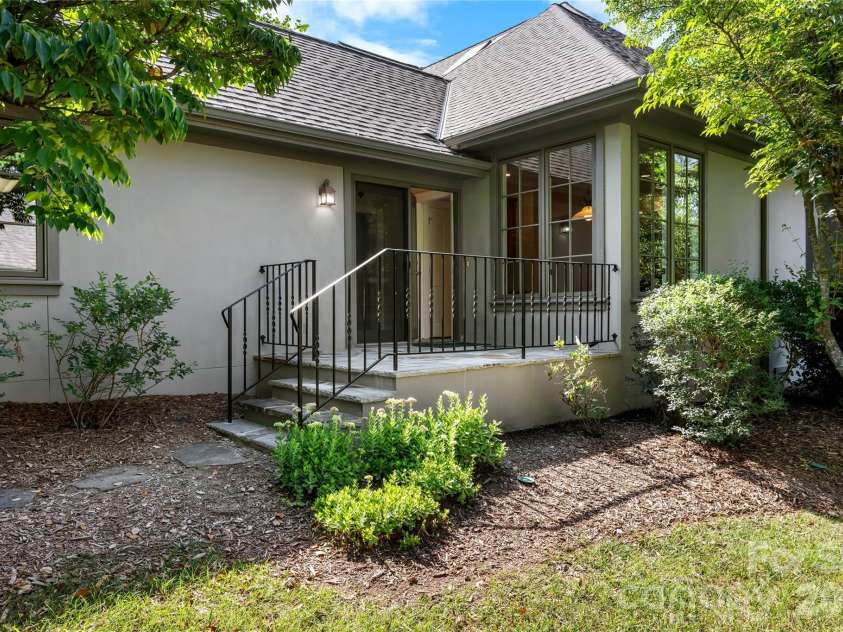 38 Jasmine Lane, Brevard, NC 28712.  MLS# CAR4406909, YatesRealty ID 39497. 