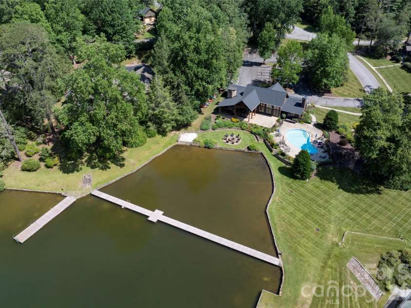 38 Jasmine Lane, Brevard, NC 28712.  MLS# CAR4406909, YatesRealty ID 39497. 