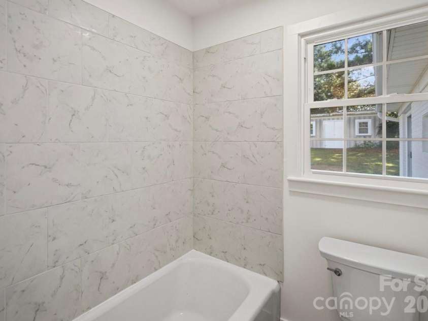 520 Wright Avenue, Kannapolis, NC 28083.  MLS# CAR4406912, YatesRealty ID 39498. 