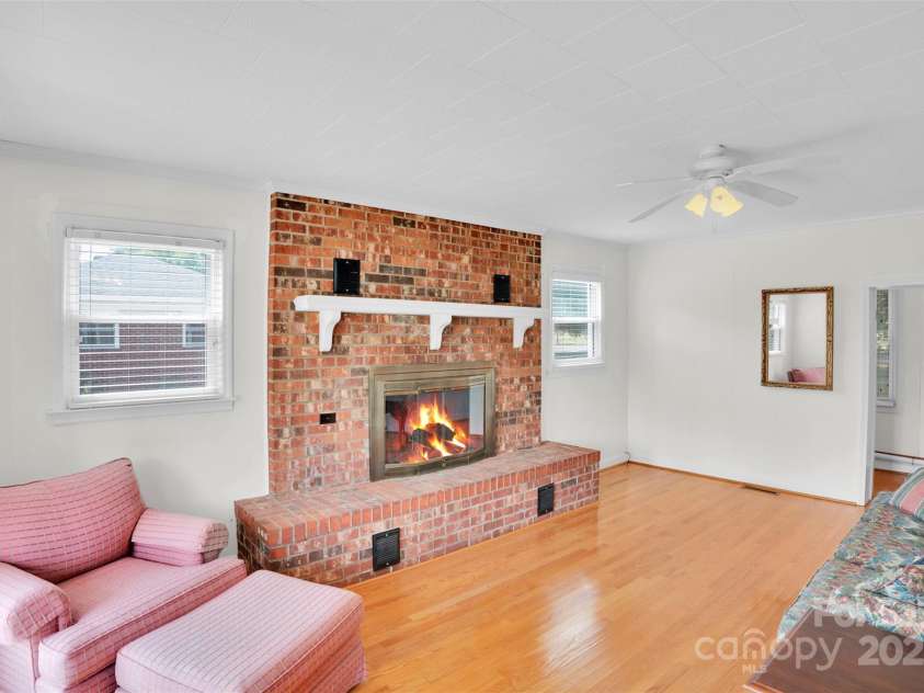 150 Wilson Street, Chester, SC 29706.  MLS# CAR4287681, YatesRealty ID 395. 