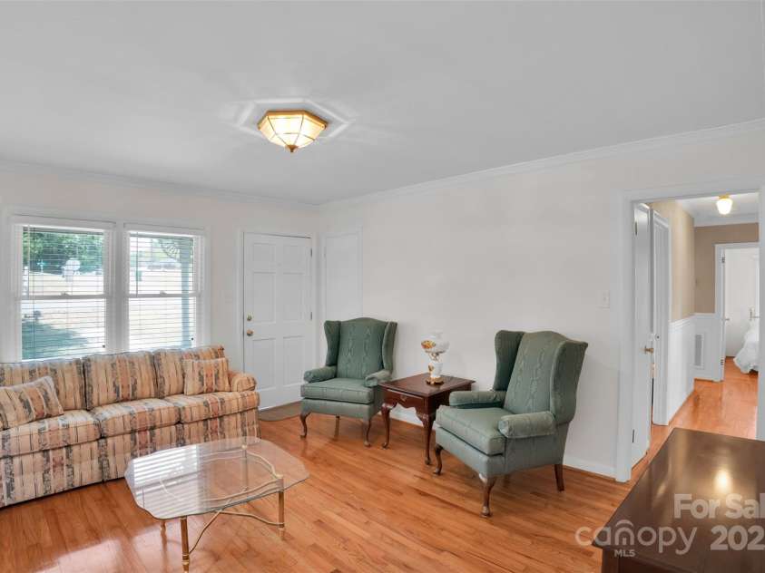 150 Wilson Street, Chester, SC 29706.  MLS# CAR4287681, YatesRealty ID 395. 