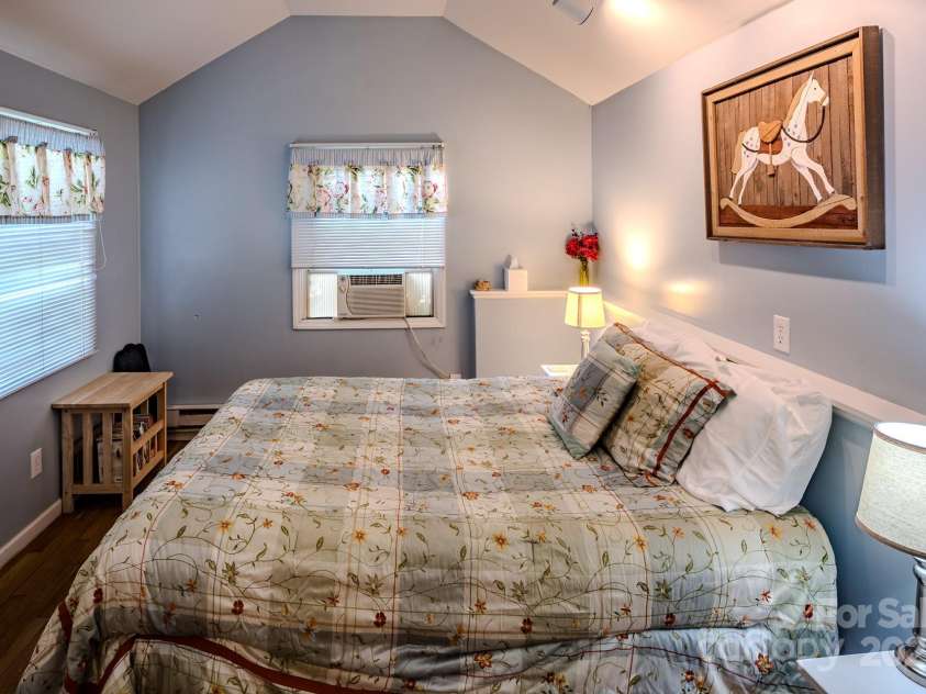 4584 & 4582 NC Highway 194 None, Banner Elk, NC 28604.  MLS# CAR4269014, YatesRealty ID 395. Flower Cottage - Suite