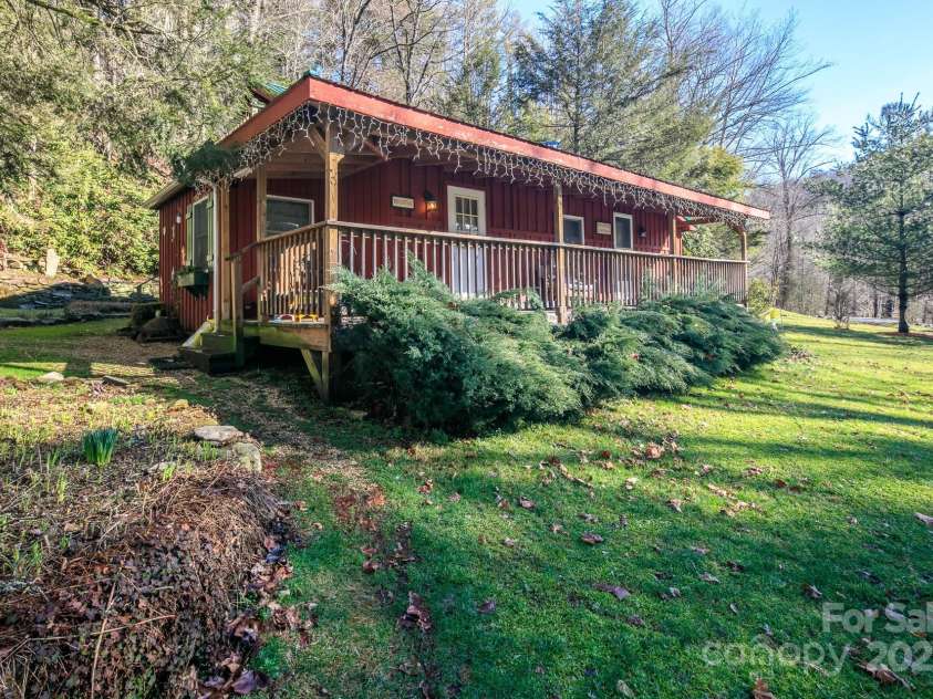4584 & 4582 NC Highway 194 None, Banner Elk, NC 28604.  MLS# CAR4269014, YatesRealty ID 395. Red Cottage
