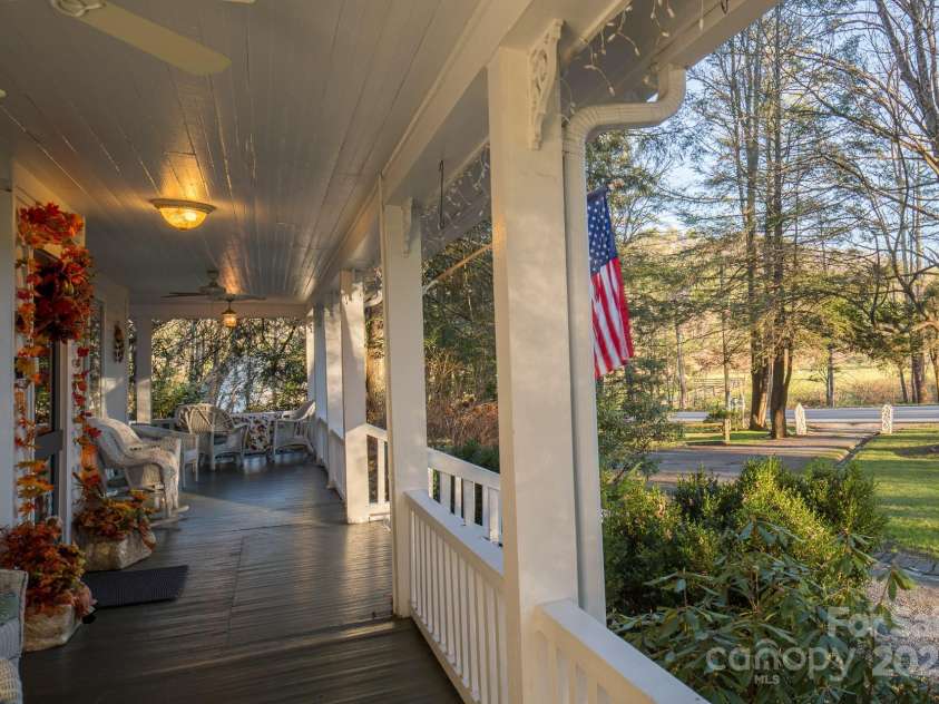 4584 & 4582 NC Highway 194 None, Banner Elk, NC 28604.  MLS# CAR4269014, YatesRealty ID 395. Taylor House Inn - Front Porch
