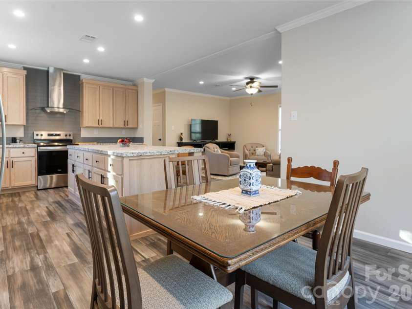 321 Flat Creek Road, Black Mountain, NC 28711.  MLS# CAR4341031, YatesRealty ID 3950. 