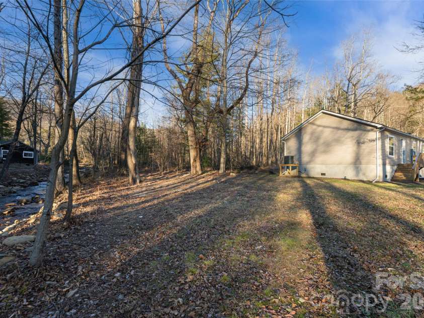 321 Flat Creek Road, Black Mountain, NC 28711.  MLS# CAR4341031, YatesRealty ID 3950. 