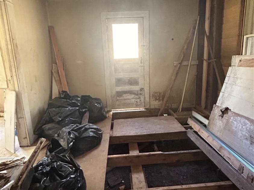 561 Deyton Road, Bakersville, NC 28705.  MLS# CAR4117463, YatesRealty ID 3950. 