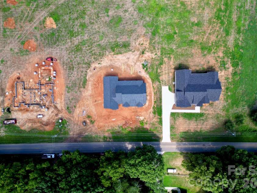 355 New Salem Road, Statesville, NC 28625.  MLS# CAR4405146, YatesRealty ID 39502. 