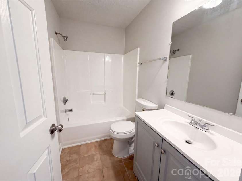 2223 Mancke Drive, Rock Hill, SC 29732.  MLS# CAR4406917, YatesRealty ID 39505. 