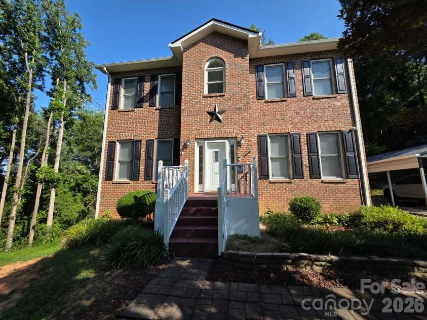 919 Danbrook Circle, Lincolnton, NC 28092.  MLS# CAR4405410, YatesRealty ID 39507. 