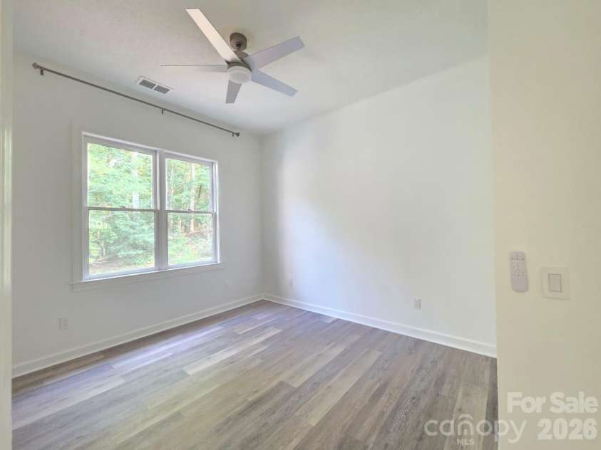919 Danbrook Circle, Lincolnton, NC 28092.  MLS# CAR4405410, YatesRealty ID 39507. 
