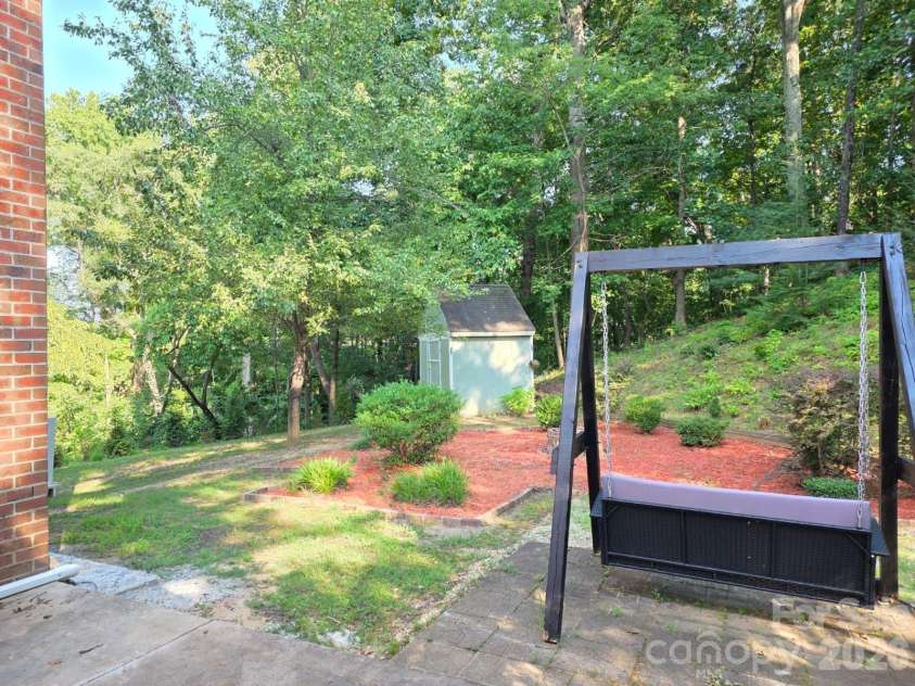 919 Danbrook Circle, Lincolnton, NC 28092.  MLS# CAR4405410, YatesRealty ID 39507. 