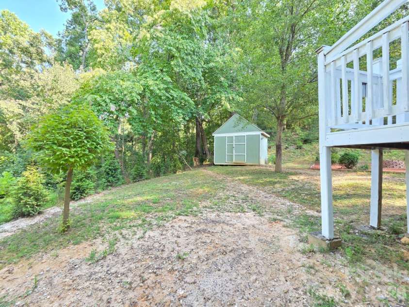 919 Danbrook Circle, Lincolnton, NC 28092.  MLS# CAR4405410, YatesRealty ID 39507. 
