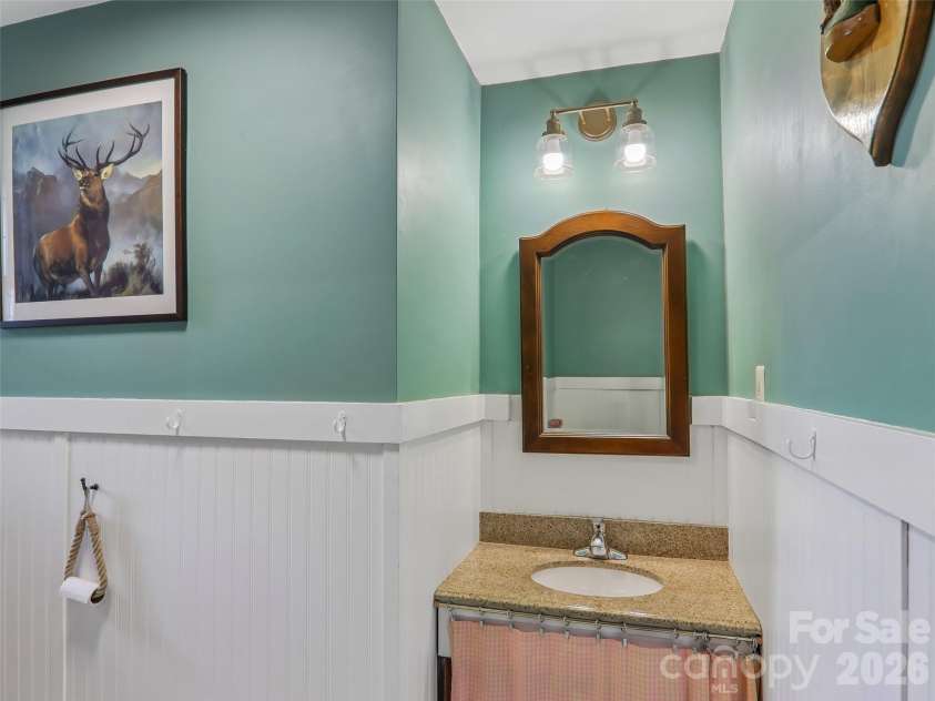 851 Sand Hill Road, Asheville, NC 28806.  MLS# CAR4406866, YatesRealty ID 39508. 