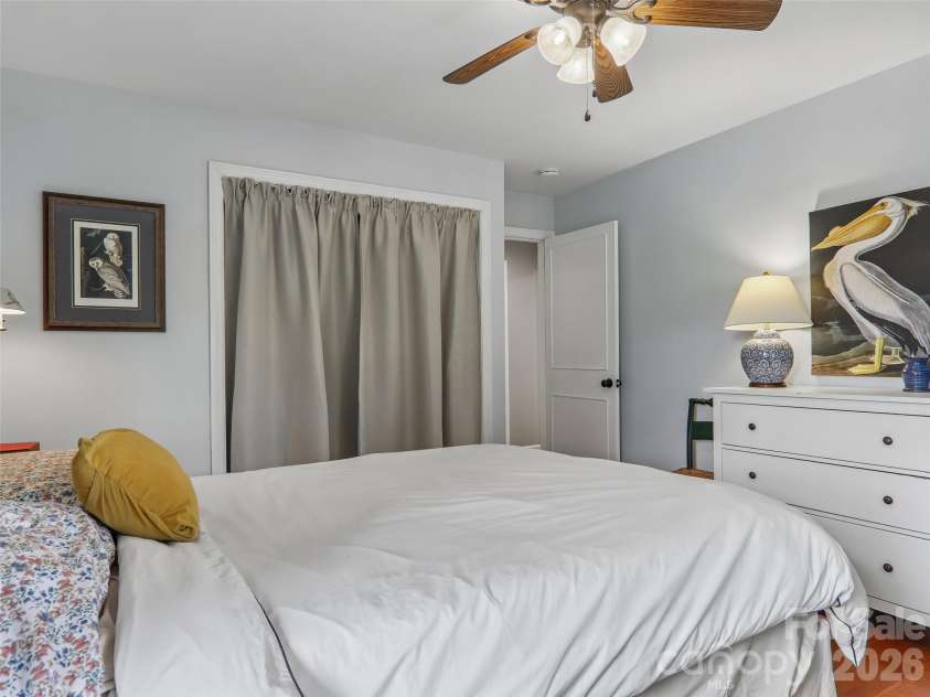 851 Sand Hill Road, Asheville, NC 28806.  MLS# CAR4406866, YatesRealty ID 39508. 