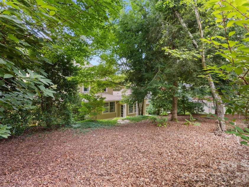 38 Cheshire Drive, Black Mountain, NC 28711.  MLS# CAR4403485, YatesRealty ID 39509. Extra large lot