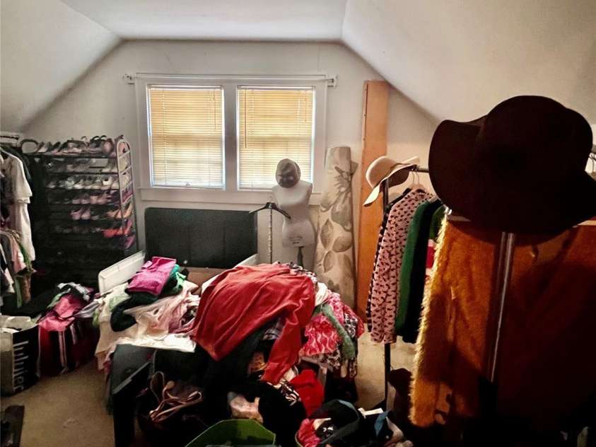 1716 3rd Street, Hickory, NC 28601.  MLS# CAR4201925, YatesRealty ID 3951. 