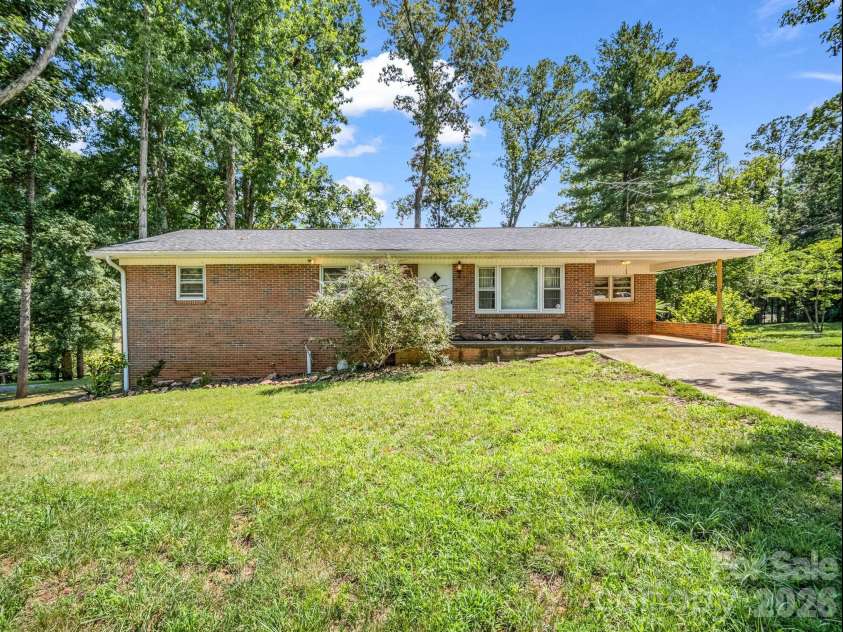 385 Eastview Drive, Bostic, NC 28018.  MLS# CAR4405034, YatesRealty ID 39514. 