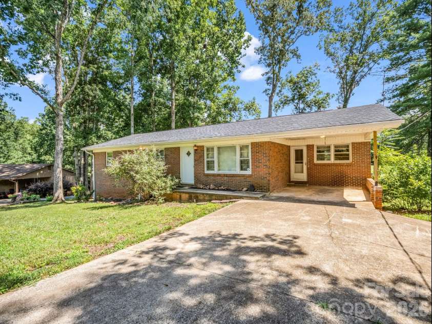 385 Eastview Drive, Bostic, NC 28018.  MLS# CAR4405034, YatesRealty ID 39514. 