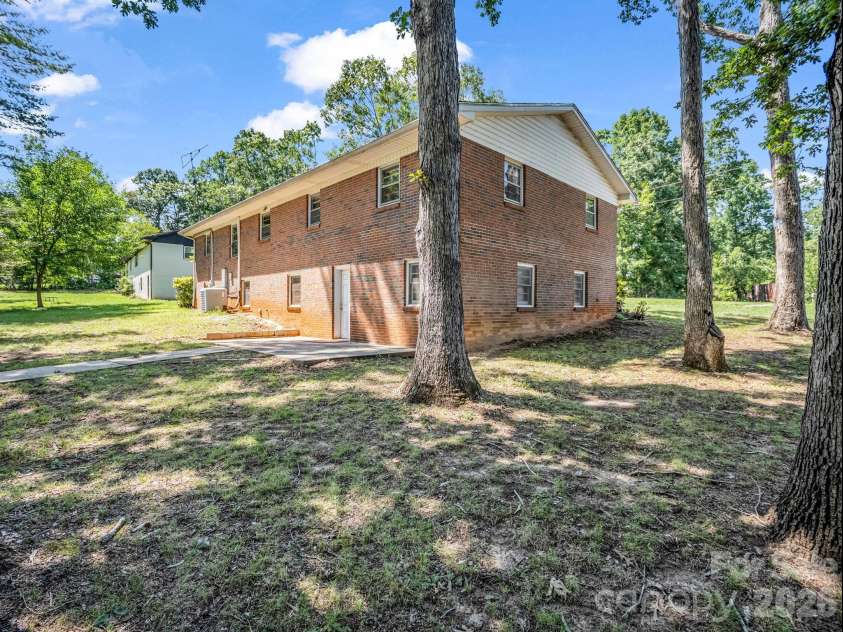 385 Eastview Drive, Bostic, NC 28018.  MLS# CAR4405034, YatesRealty ID 39514. 