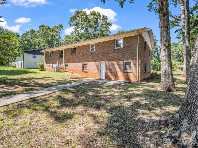 385 Eastview Drive, Bostic, NC 28018.  MLS# CAR4405034, YatesRealty ID 39514. 