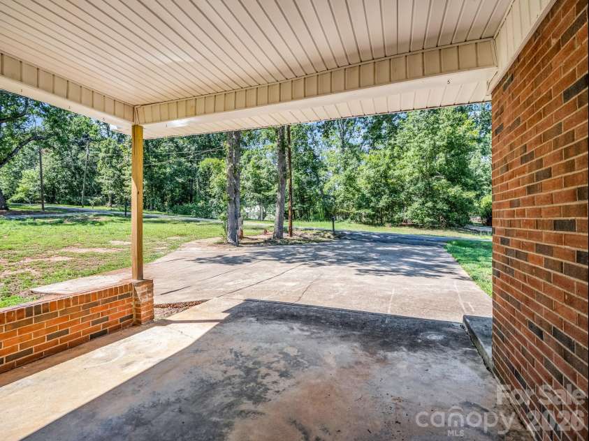 385 Eastview Drive, Bostic, NC 28018.  MLS# CAR4405034, YatesRealty ID 39514. 