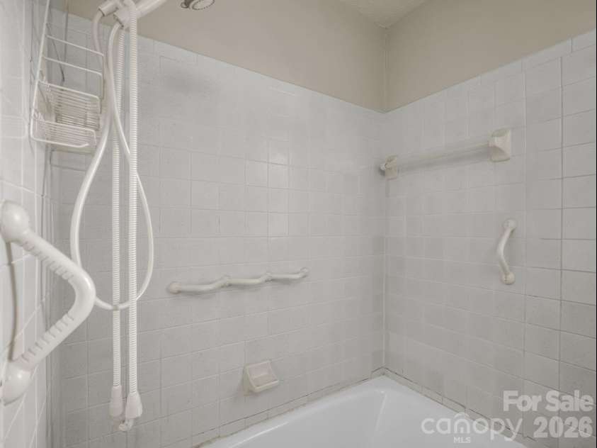 385 Eastview Drive, Bostic, NC 28018.  MLS# CAR4405034, YatesRealty ID 39514. 