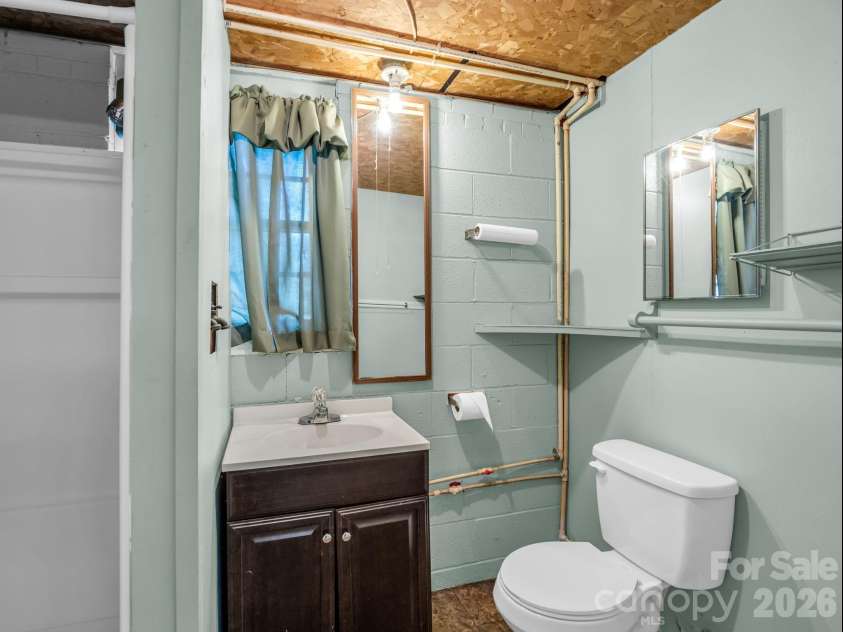 385 Eastview Drive, Bostic, NC 28018.  MLS# CAR4405034, YatesRealty ID 39514. 