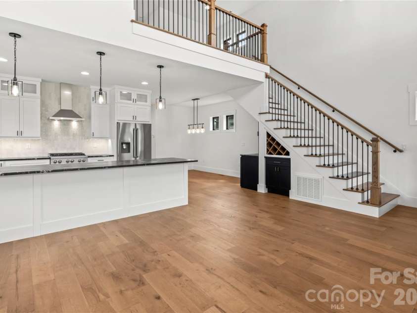 18 Martha Kate Drive, Hendersonville, NC 28792.  MLS# CAR4405948, YatesRealty ID 39516. 