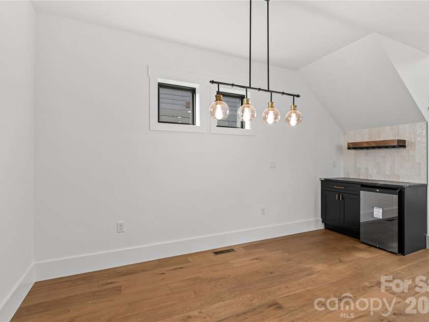 18 Martha Kate Drive, Hendersonville, NC 28792.  MLS# CAR4405948, YatesRealty ID 39516. 