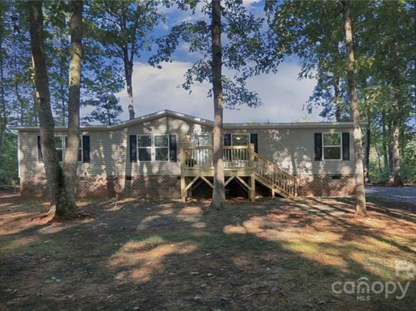 1795 Kestrel Valley Lane, Catawba, NC 28609.  MLS# CAR4234303, YatesRealty ID 3952. 