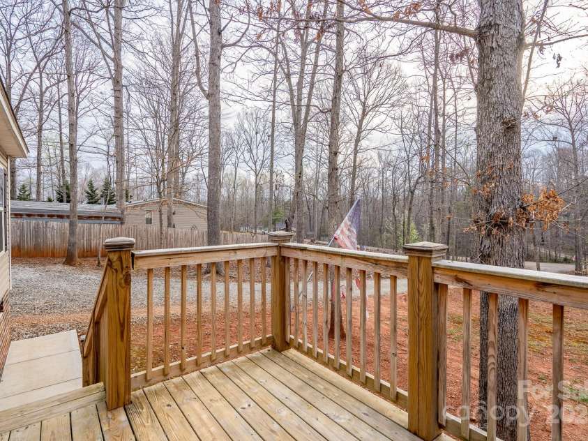 1795 Kestrel Valley Lane, Catawba, NC 28609.  MLS# CAR4234303, YatesRealty ID 3952. 