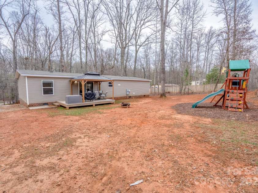 1795 Kestrel Valley Lane, Catawba, NC 28609.  MLS# CAR4234303, YatesRealty ID 3952. 