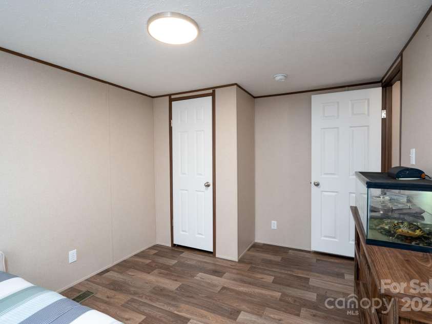 1795 Kestrel Valley Lane, Catawba, NC 28609.  MLS# CAR4234303, YatesRealty ID 3952. 