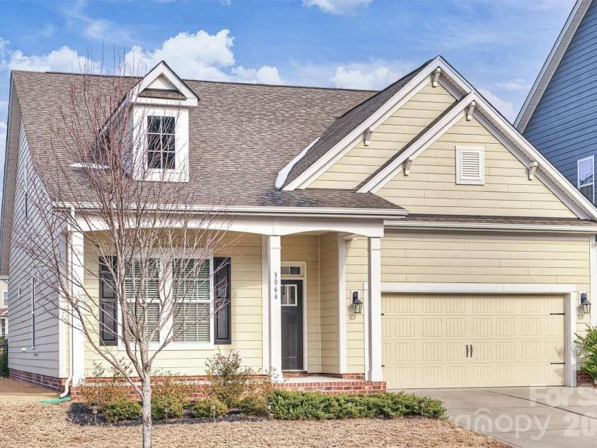 3066 Lydney Circle, Waxhaw, NC 28173.  MLS# CAR4341723, YatesRealty ID 3952. 