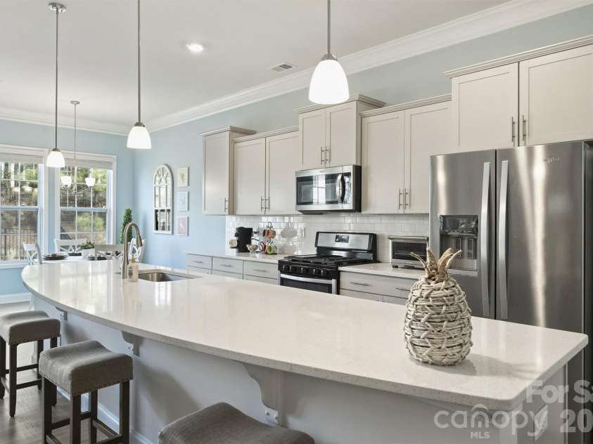 3066 Lydney Circle, Waxhaw, NC 28173.  MLS# CAR4341723, YatesRealty ID 3952. 