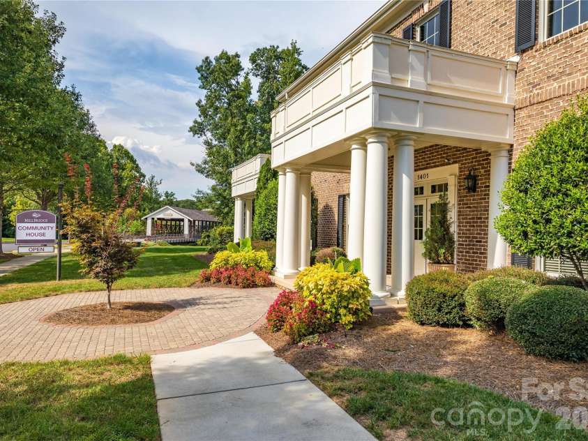 3066 Lydney Circle, Waxhaw, NC 28173.  MLS# CAR4341723, YatesRealty ID 3952. 