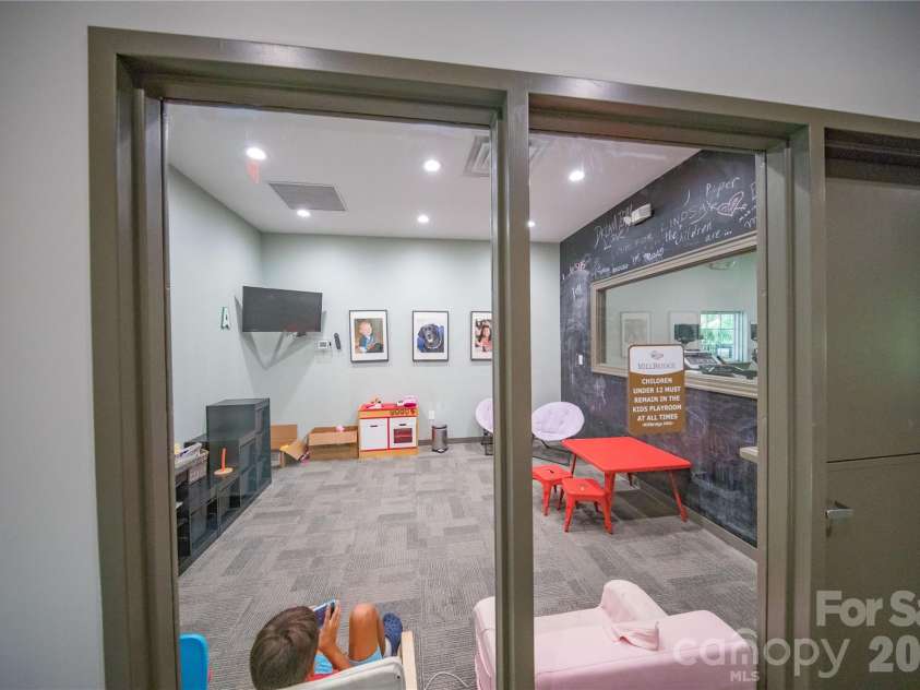 3066 Lydney Circle, Waxhaw, NC 28173.  MLS# CAR4341723, YatesRealty ID 3952. 